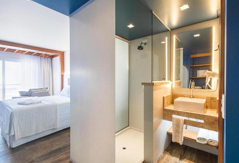 Triple Room Sea View, Pousada La Barca