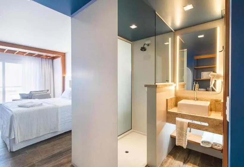 Triple Room Sea View, Pousada La Barca