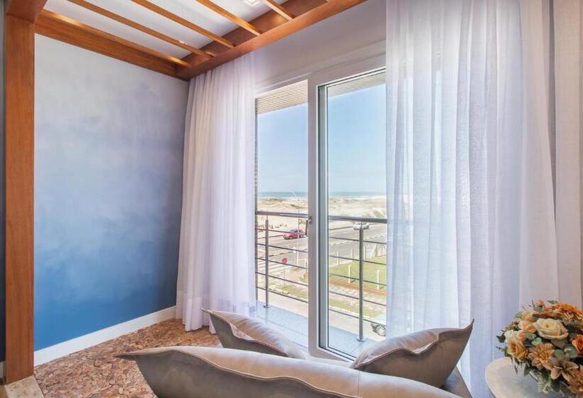 Triple Room Sea View, Pousada La Barca