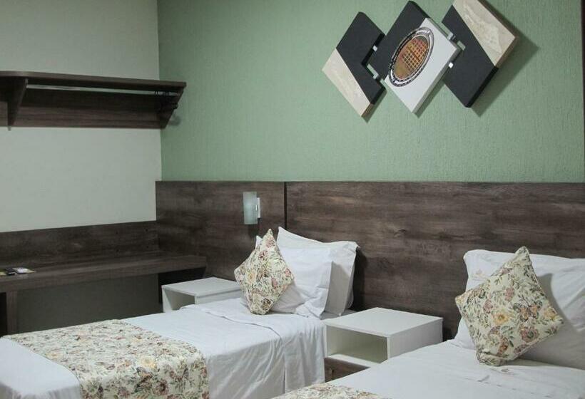 스탠다드 룸 더블 침대, Princesa Isabel Pousada E Hotel – Dom Pedro