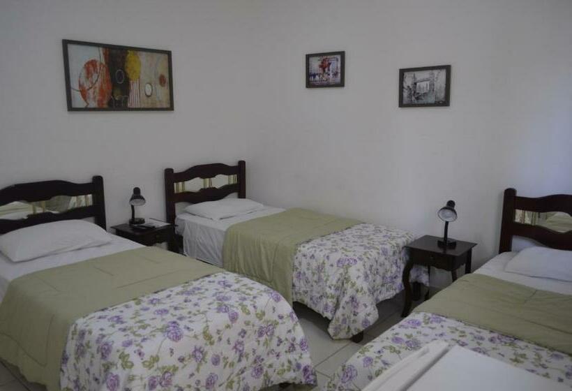 חדר סטנדרט לשלושה, Unibarão Hotel Próximo As Universidades Unicamp Puc Hospitais Bancos Restaurantes Praça Capital S