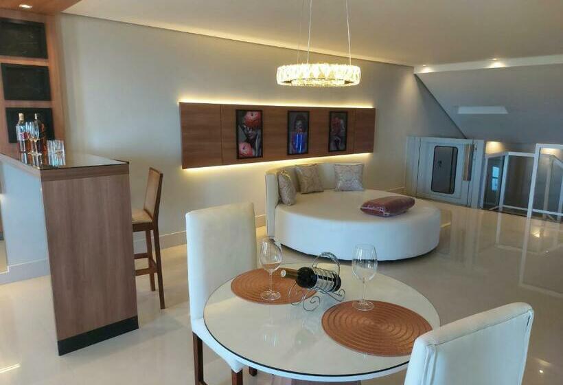 جناح رئاسى, Motel Colorado