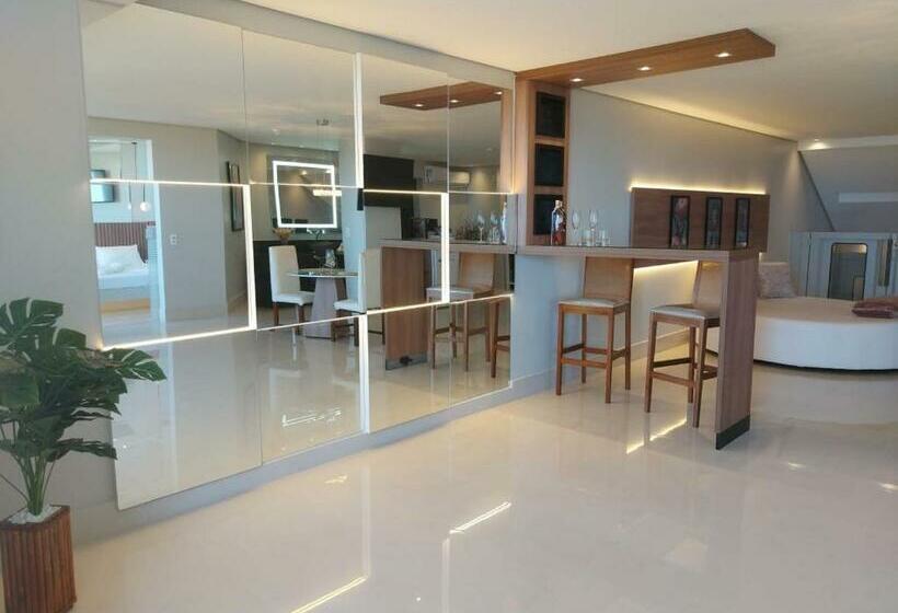 جناح رئاسى, Motel Colorado