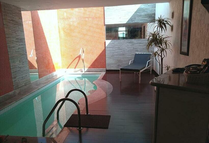 جناح رئاسى, Motel Colorado