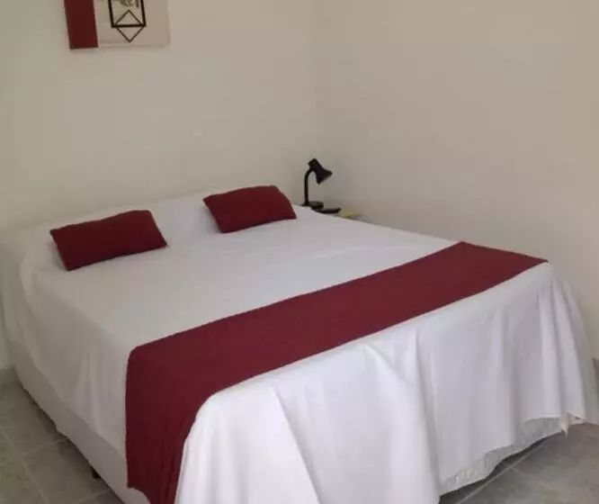 スタンダードルーム, Unibarão Hotel  Próximo As Universidades Unicamp Puc Hospitais  Bancos Restaurantes Praça Capital  S