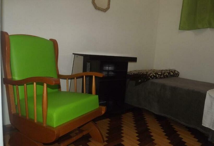 Quarto Estandar Individual, Pousada Polônia