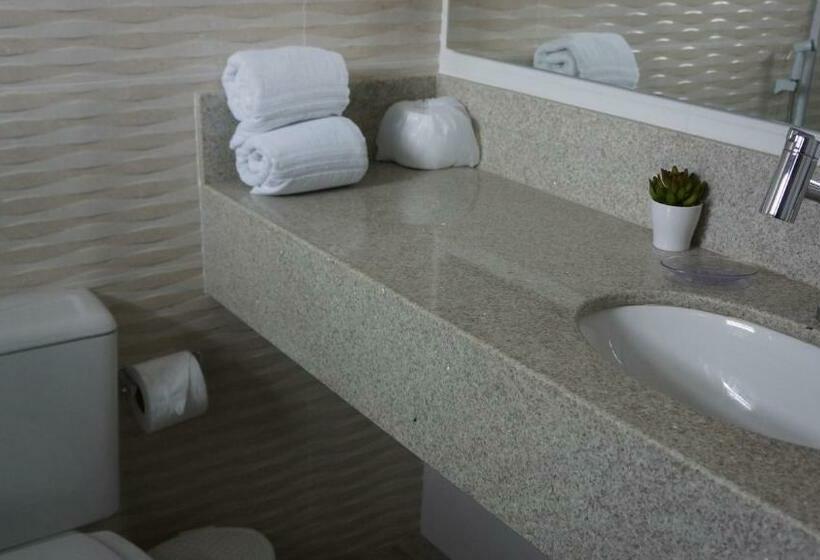 Superior Værelse, La Coloniale