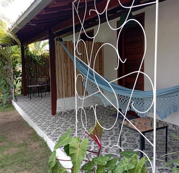 舒适三人间, Pousada Casa Do Cocotier