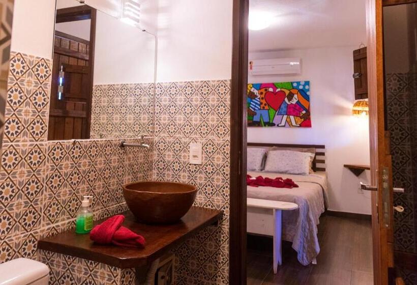 带大床的豪华间, Pousada Casa Do Cocotier