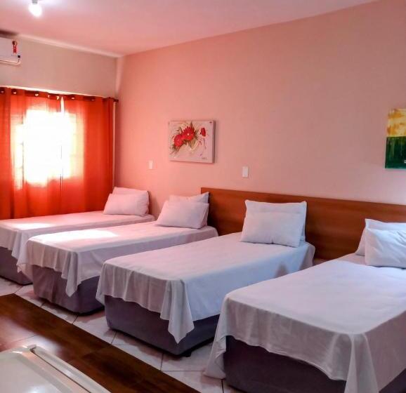 جناح عائلي, Calabreza Hotel E Restaurante   By Up