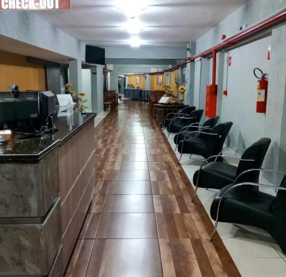 جناح عائلي, Calabreza Hotel E Restaurante   By Up