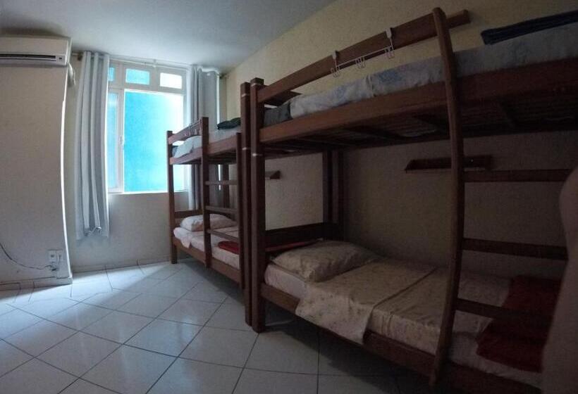 共用房间的床, Floripa Hostel