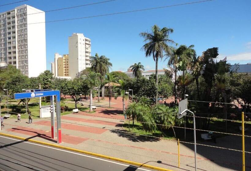 经济房, Grande Hotel Araçatuba