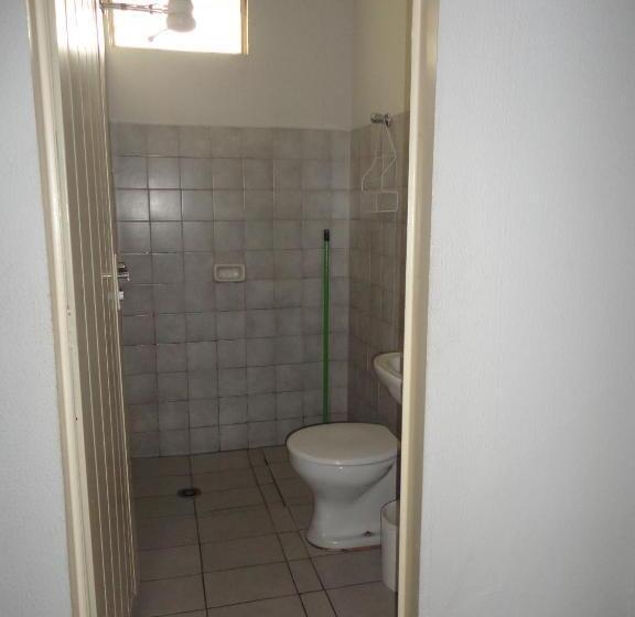 经济房, Grande Hotel Araçatuba