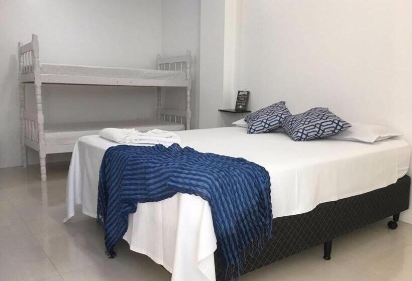 スタンダード４人部屋, Hostel & Suítes Stettin