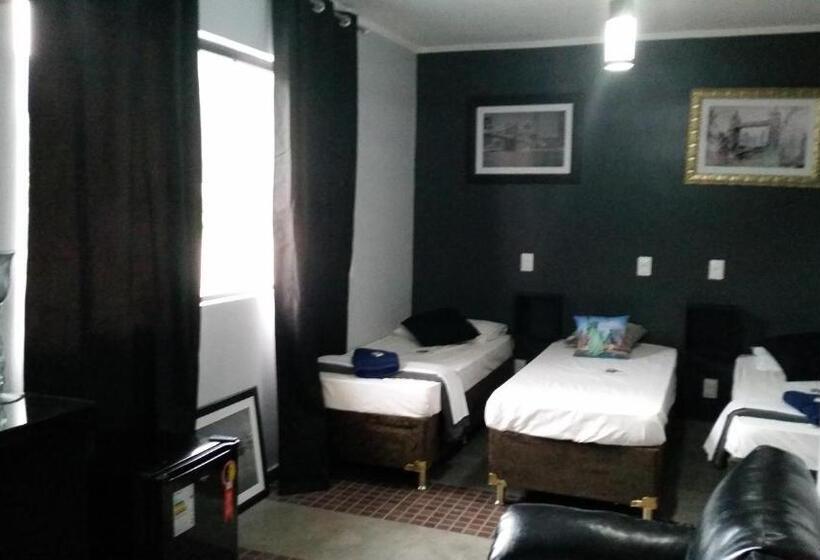 Семейный Номер Вид на Бассейн, Buriti Itupeva