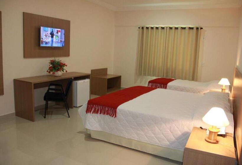 스탠다드 트리플 룸, Carmen Palace