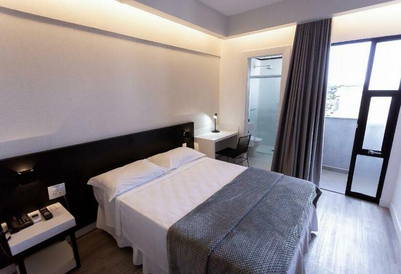 高级大房间, Cidade Araxá