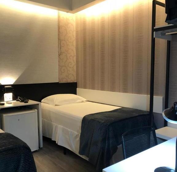 高级大房间, Cidade Araxá