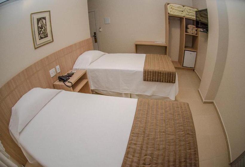 스탠다드 룸, Desbravador