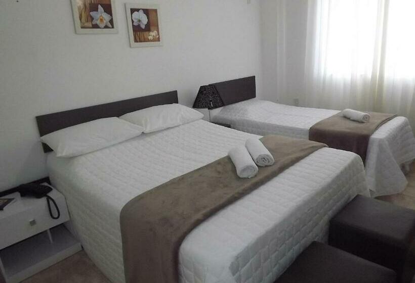 Номер Стандарт Трехместный, Joinvillense