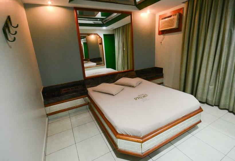 高级大房间, Premier