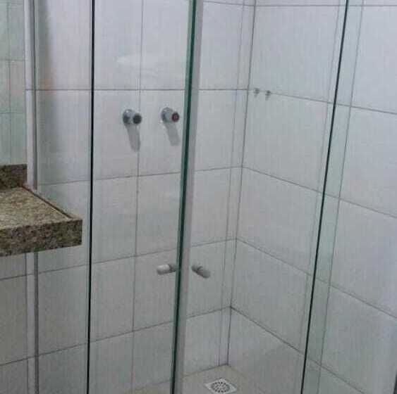 标准单人间, Lax Hotel Acesso Através De Escadas