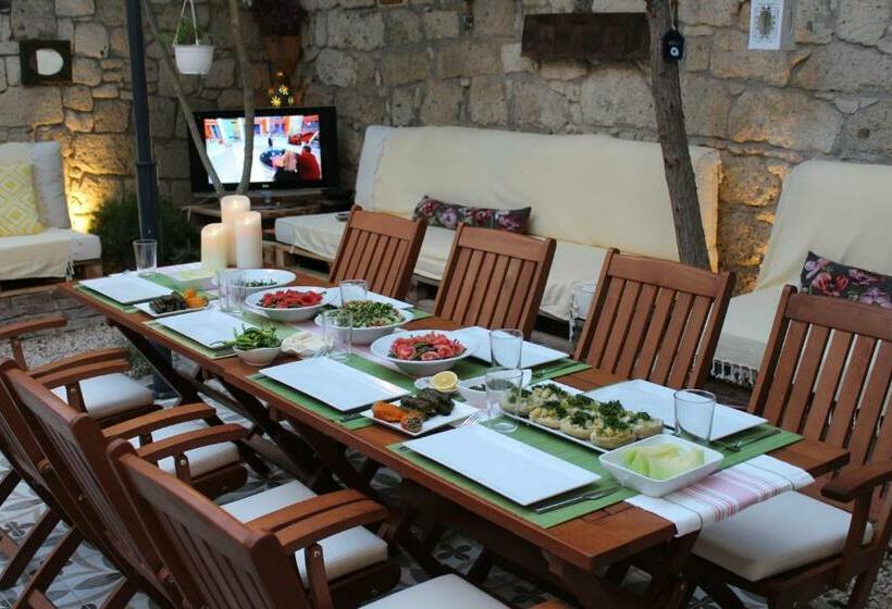 标准间, Lilyum Alaçatı Taş Ev