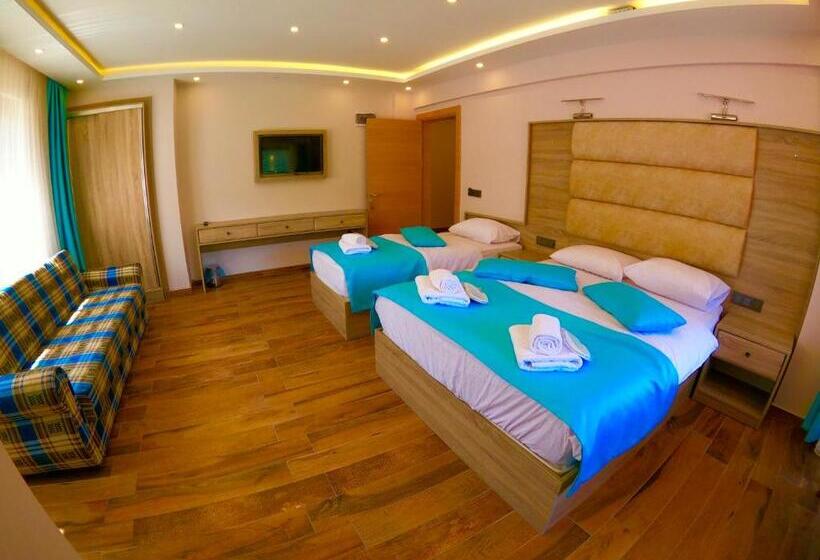 家庭间, Danis Motel