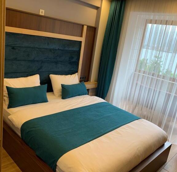 标准间带湖景, Danis Motel