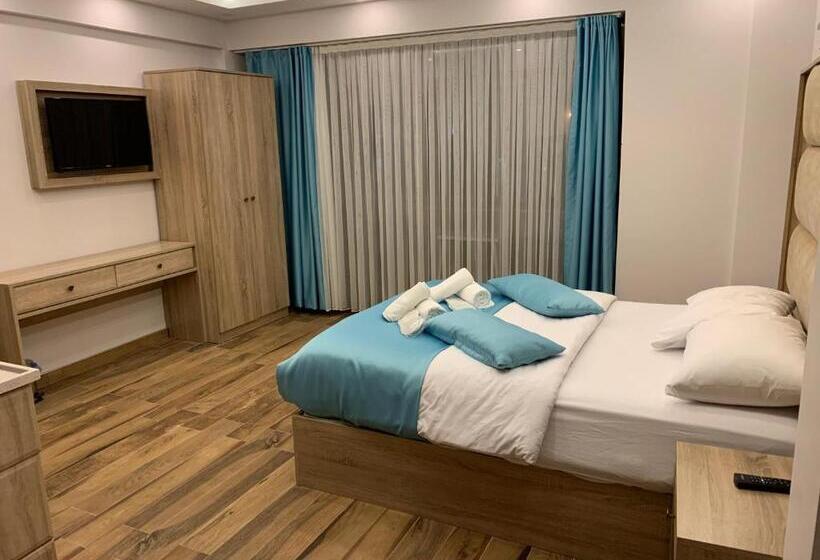 스탠다드 룸 산 전망, Danis Motel