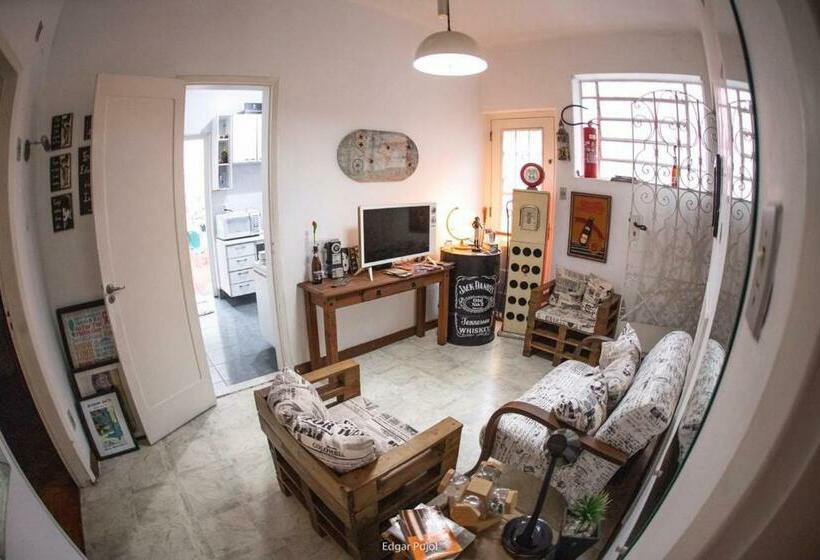 חדר סטנדרטי לארבעה עם חדר אמבטיה משותף, Hostel Petrópolis