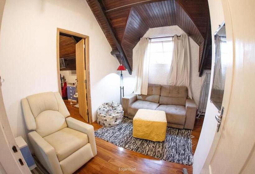 חדר סטנדרט חדר אמבטיה משותף, Hostel Petrópolis