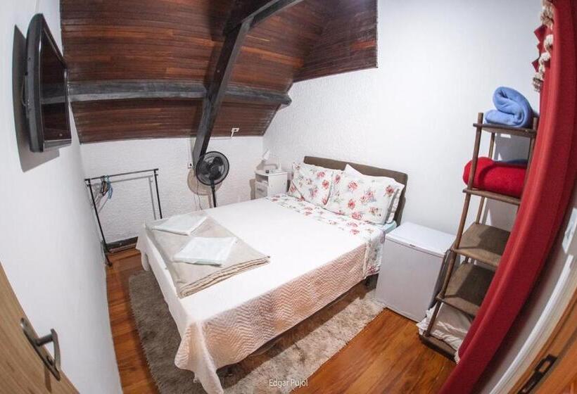 חדר סטנדרט חדר אמבטיה משותף, Hostel Petrópolis