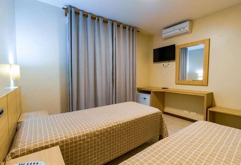 标准间, A Furninha