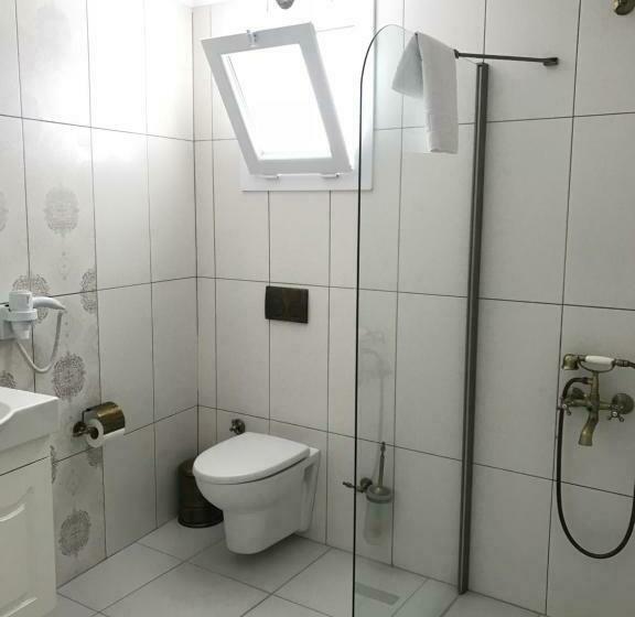 Standard Szoba, Bahama Art