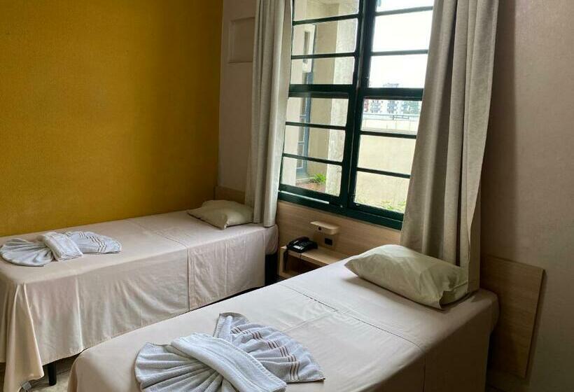 חדר סטנדרט יחיד, Bavarium