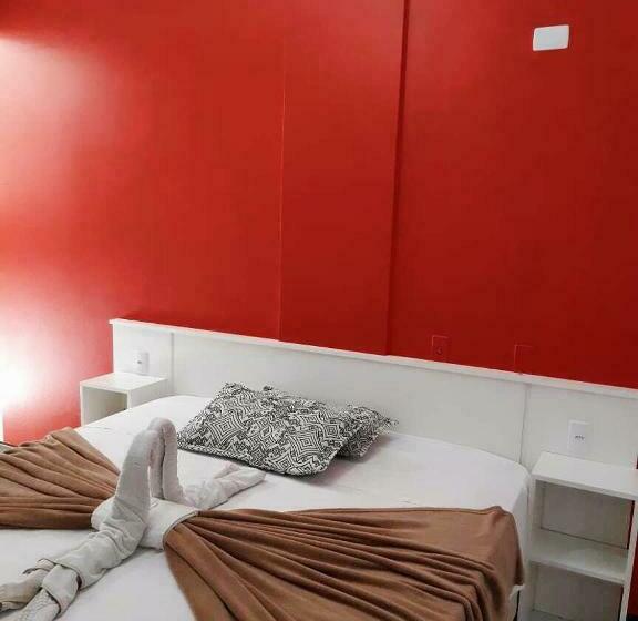 标准间, Bombinhas Palace