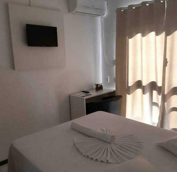 标准间, Bombinhas Palace