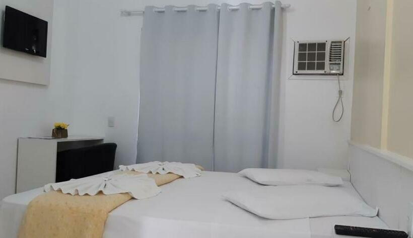 标准间, Bombinhas Palace