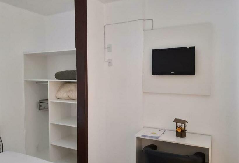 标准间, Bombinhas Palace