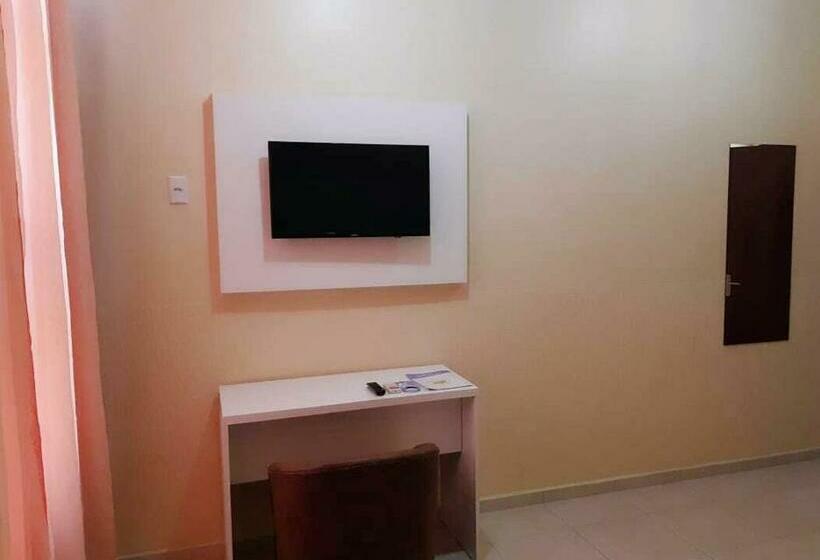 标准间, Bombinhas Palace