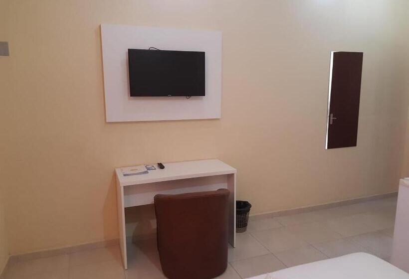 标准间, Bombinhas Palace