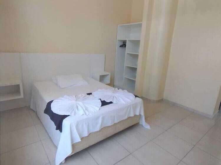 标准间, Bombinhas Palace