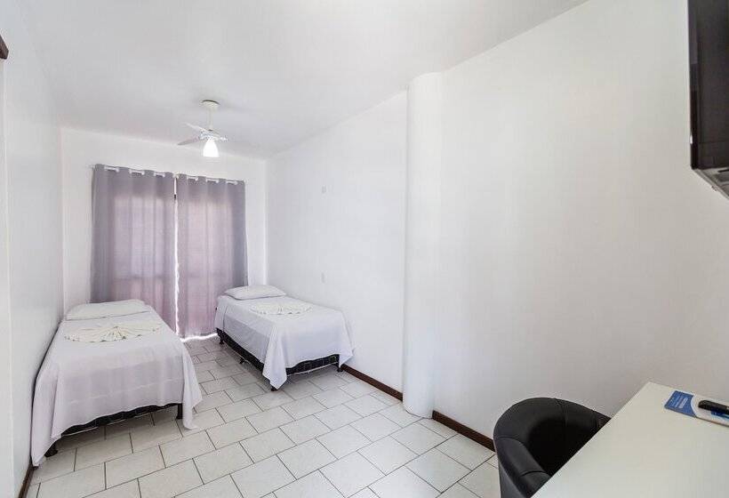 اتاق استاندارد چهار تخته, Bombinhas Palace