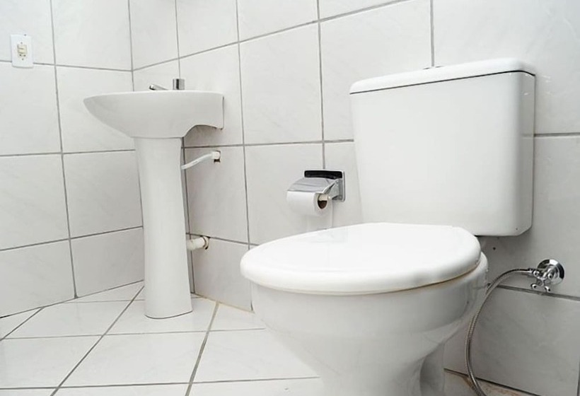 标准三人间, Bombinhas Palace