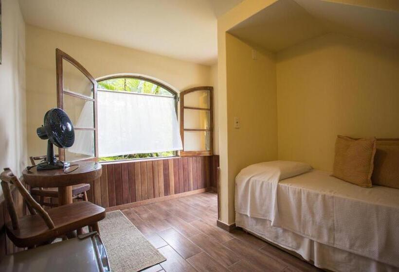 스탠다드 트리플 룸 가든 전망, Da Cachoeira