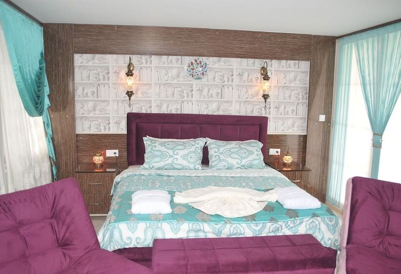 سوییت لوکس, Goreme Sakura