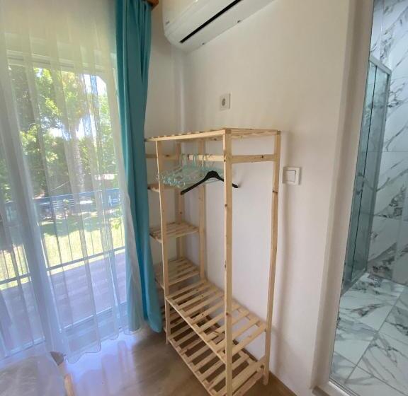 اتاق استاندارد سه نفره, Mila Pansiyon