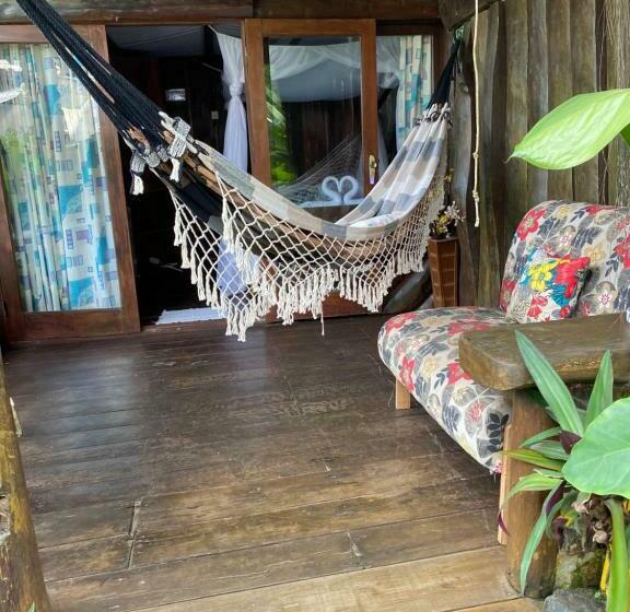 带阳台的三人标准间, Pousada Hanalei